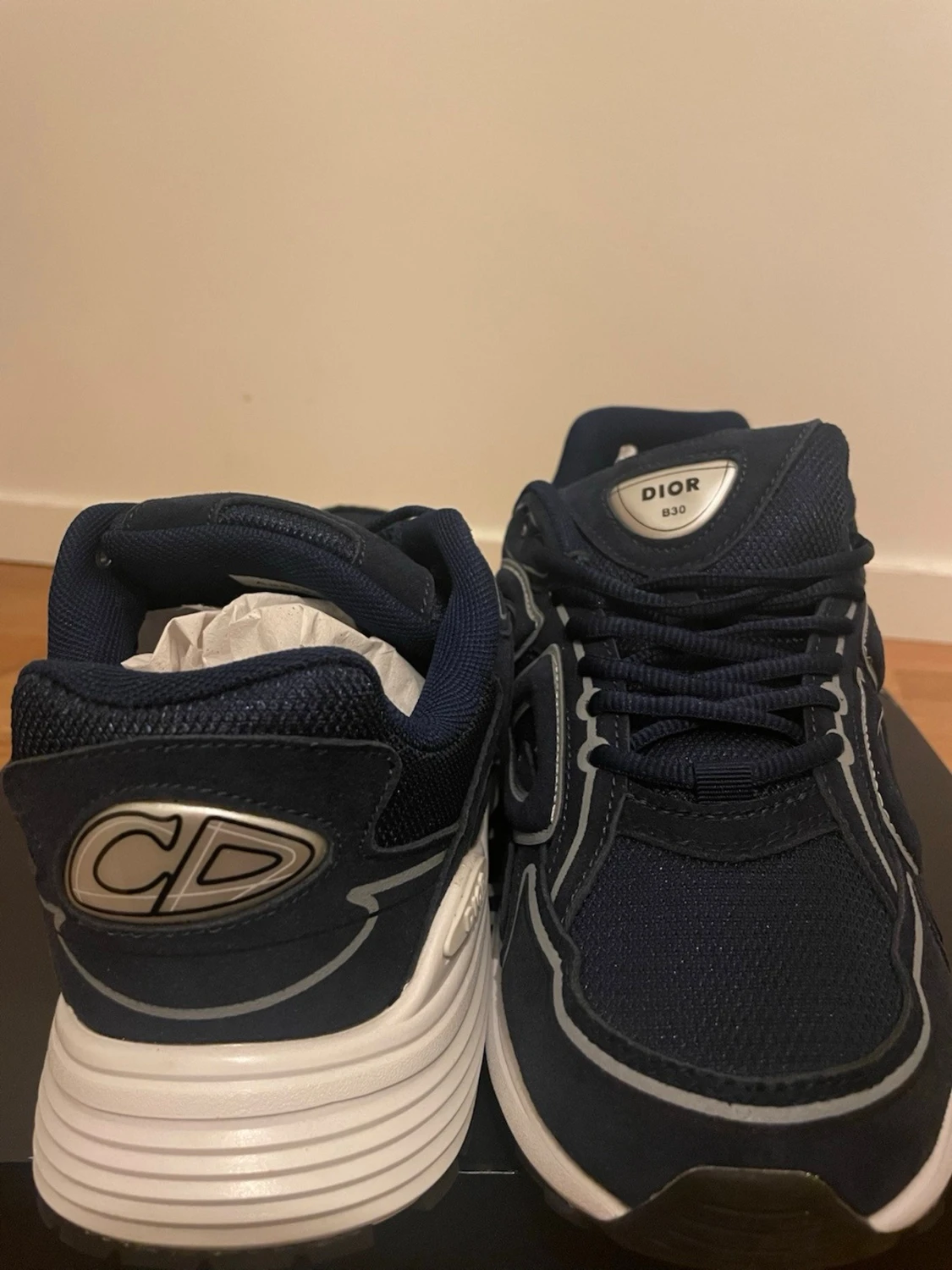 Marinblå CD  sneakers med vita detaljer - 3