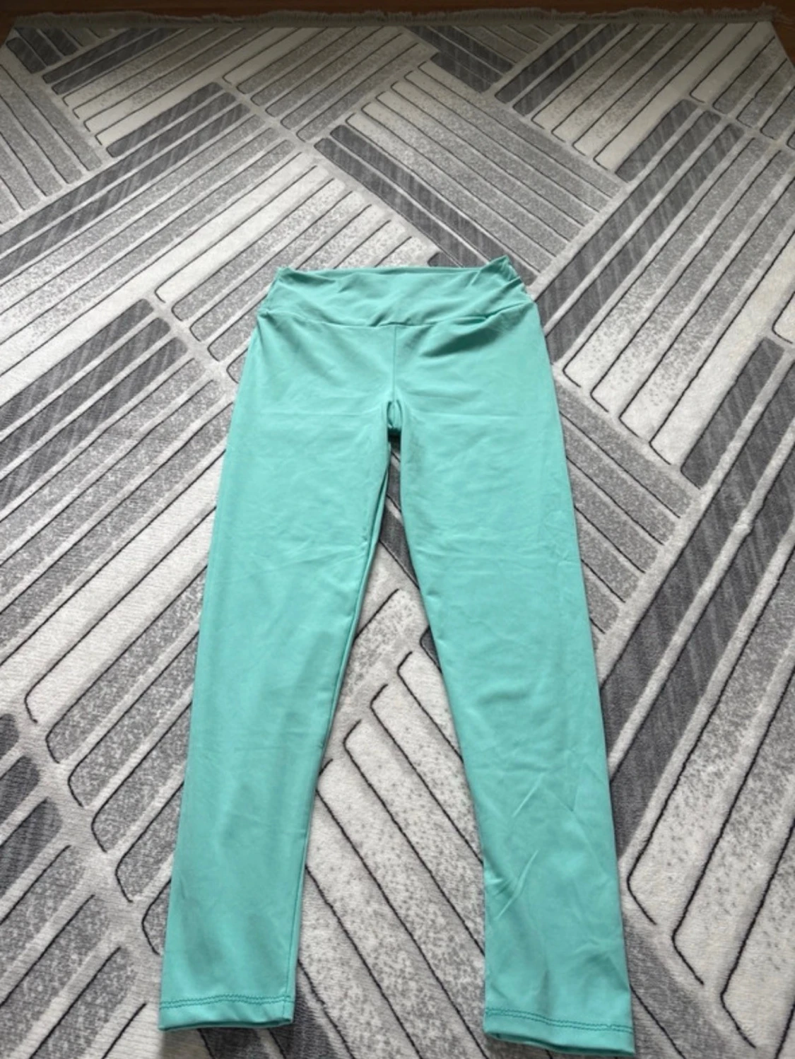 Turkosa leggings från Oysho