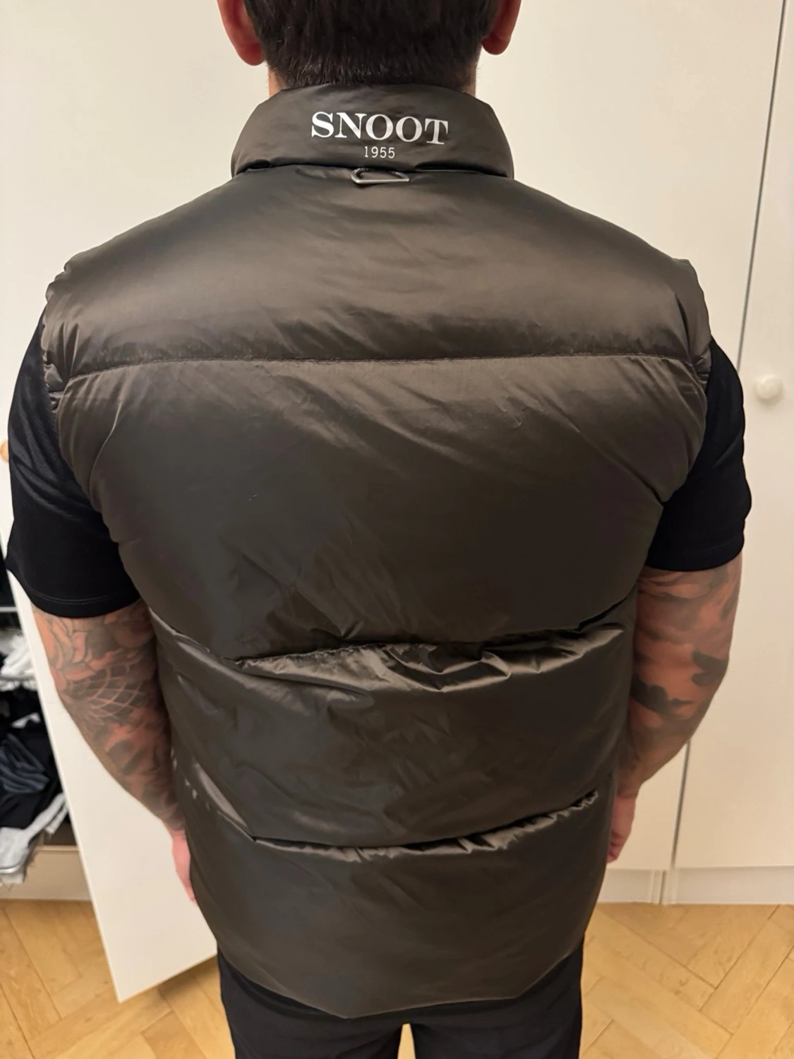 Mörkbrun dunväst från Snoot - 3