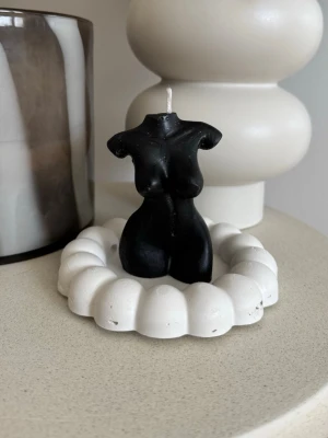 Handgjort ljus - Handgjort ljus formad som en kvinnokropp