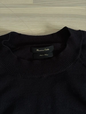Massimo Dutti Tröja - Massimo Dutti Tröja storlek M i bra skick