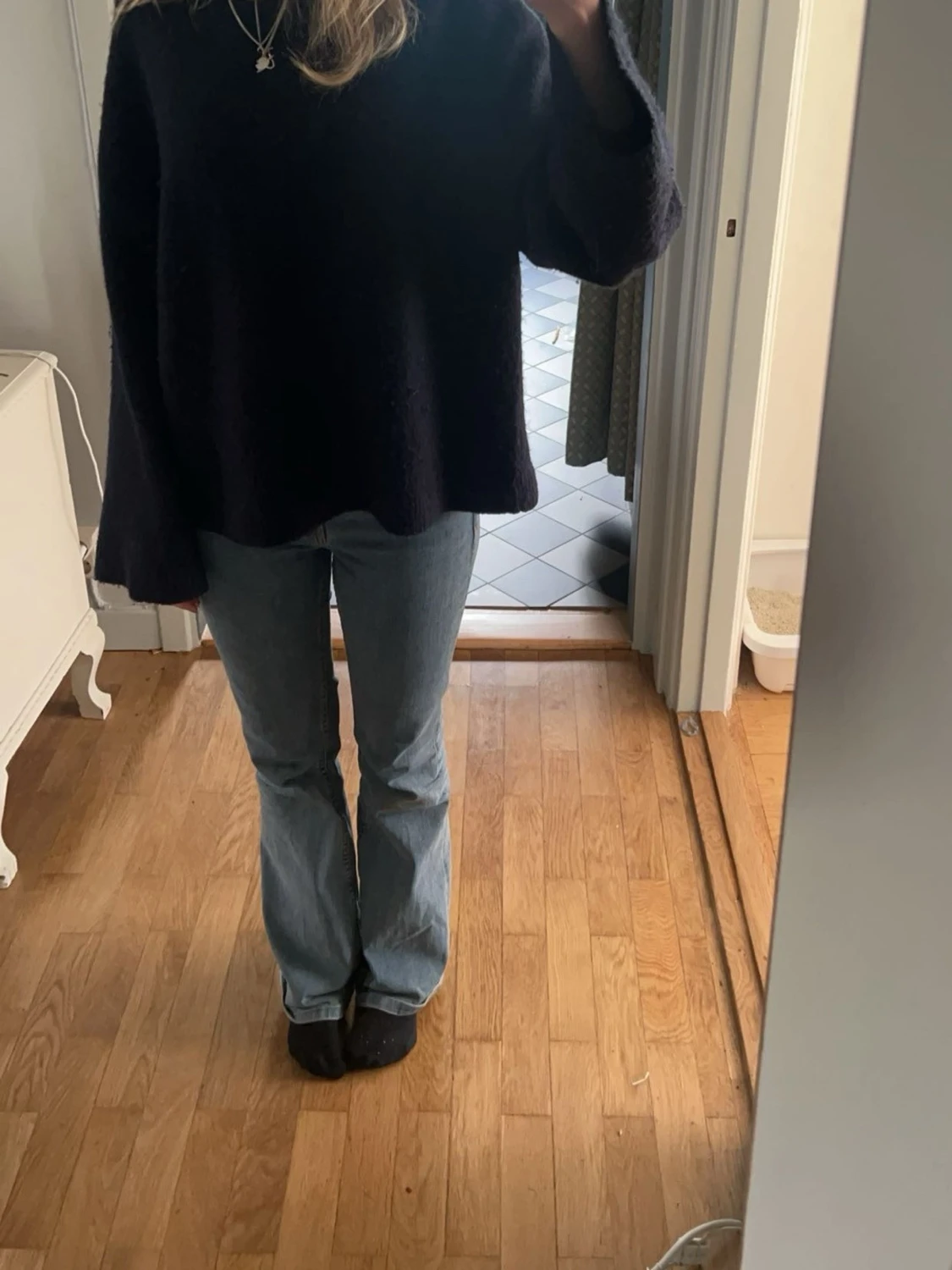 Blå bootcut jeans med klassisk passform - 2