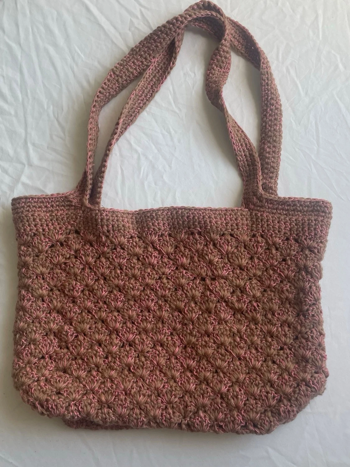 Handvirkad shoppingväska i rosa och beige - 2
