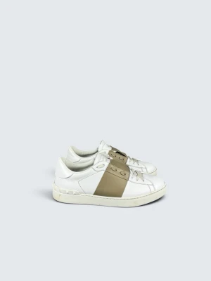 Valentino Open Sneaker - Skick: 9/10. | Ingår: Endast skorna. | Nypris: +- 7000 SEK. 