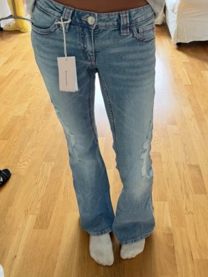 Low waist Jeans - Low waist jeans från Gina, endast testade