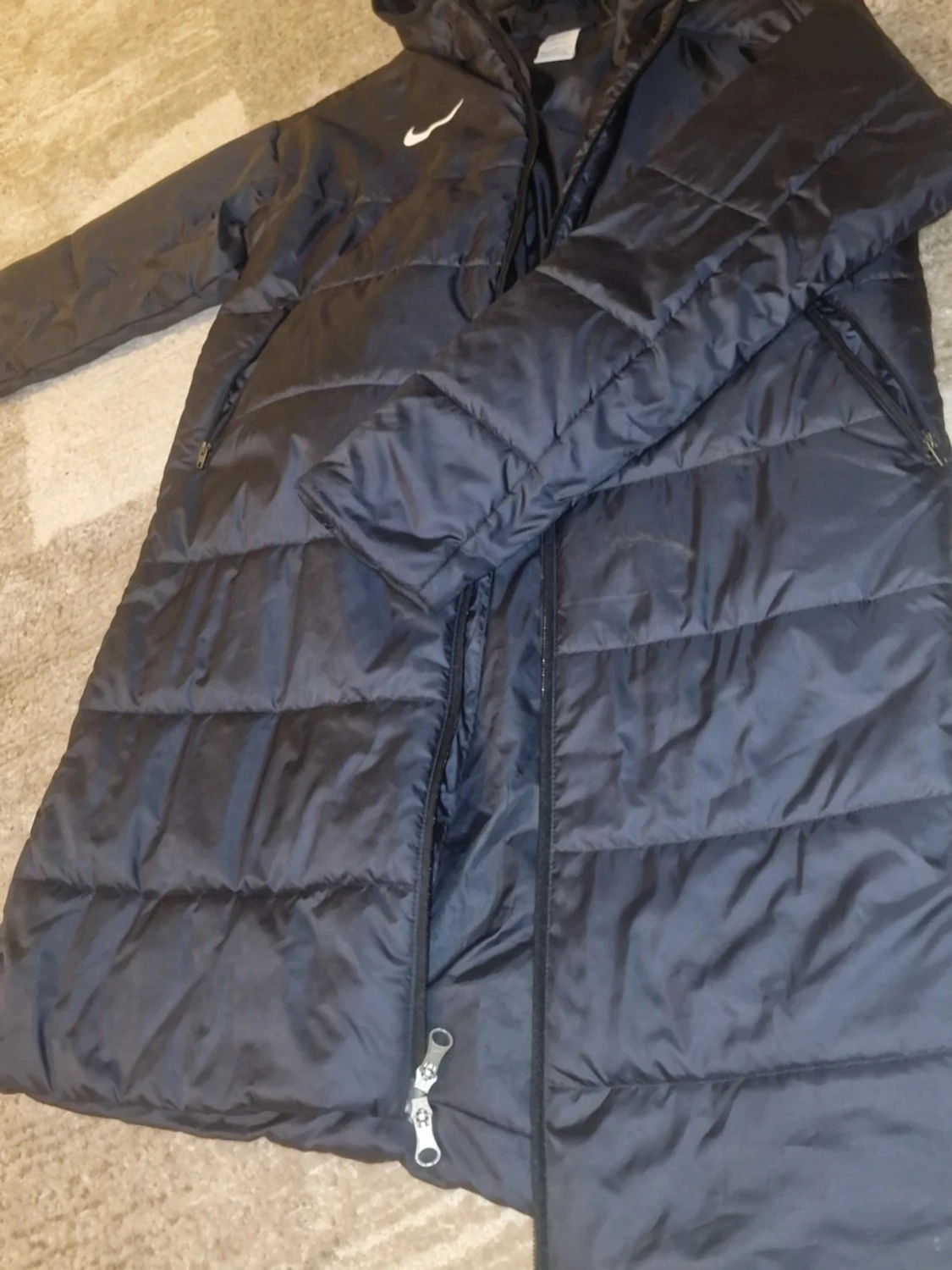 Mörkblå lång dunjacka från Nike - 2