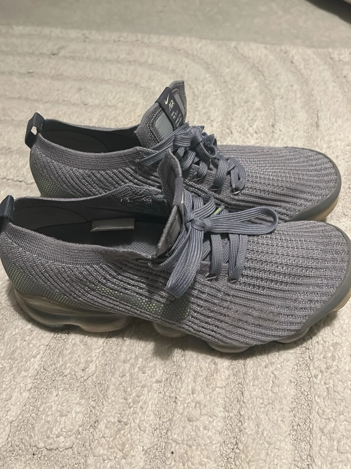 Grå Nike Air sneakers i stickad mesh - 4