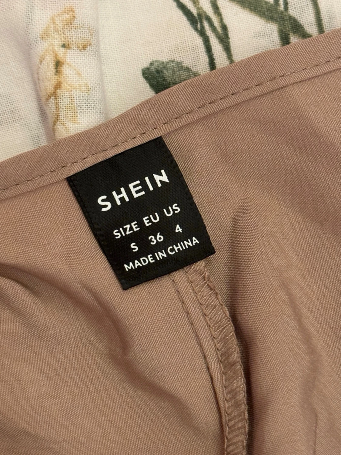 Beige långklänning med volang - 5