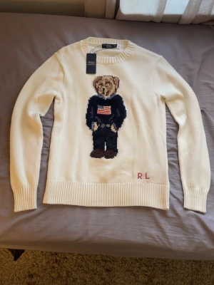 Polo Ralph lauren bear tröja - Helt ny jätte fin tröja 