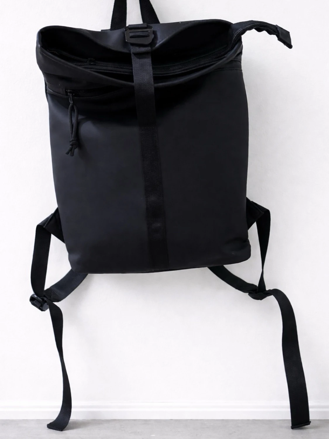Svart ryggsäck