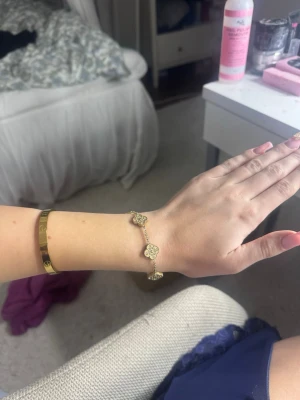 Fyrklöver armband - Jättefint vancleef armband 