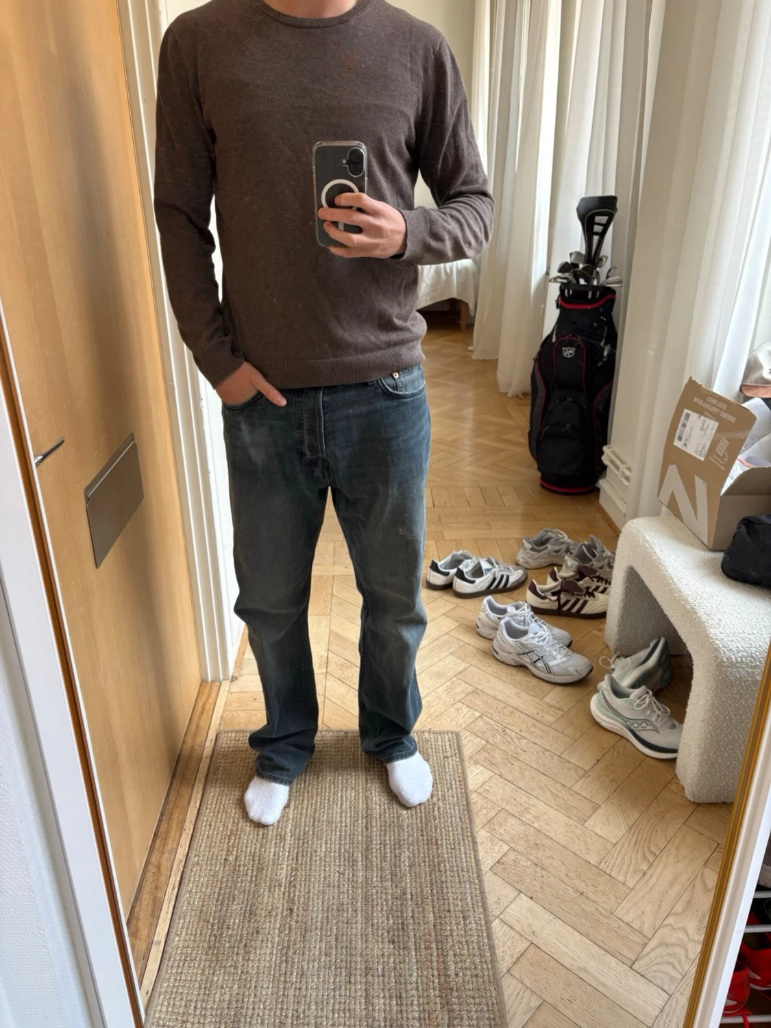 Brun tröja från MQ