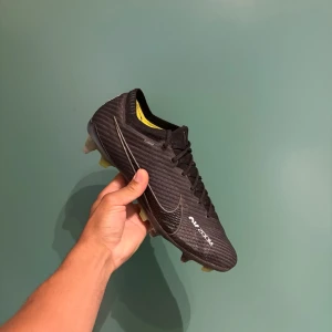 Nike Mercurial Vapor 15 Elite SG - Storlek 44, mycket bra skick