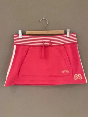 Mini skirt - Säljer denna super snygga mini skirt☀️🫶🏼💖