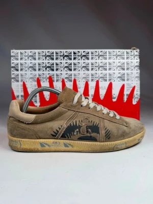  Premiata skor - Säljer nu dessa feta Premiata skor i mycket bra skick. Skriv för fler bilder/frågor😊