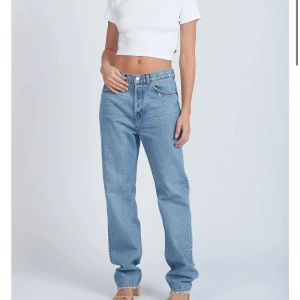 Dr Denim jeans  - Säljer ett par Dr Denim Beth jeans💌knappt använda