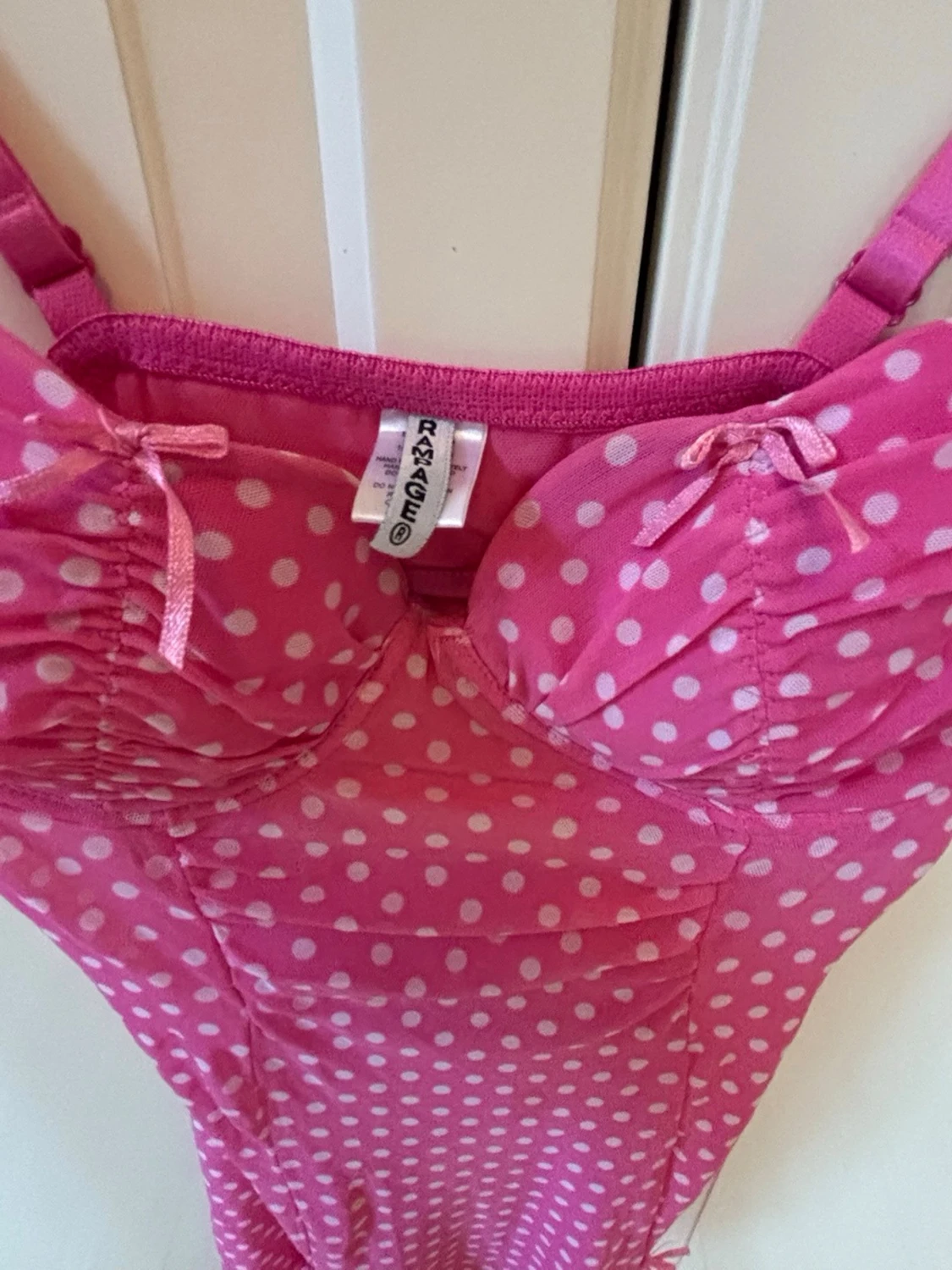 Rosa prickig klänning  - 3