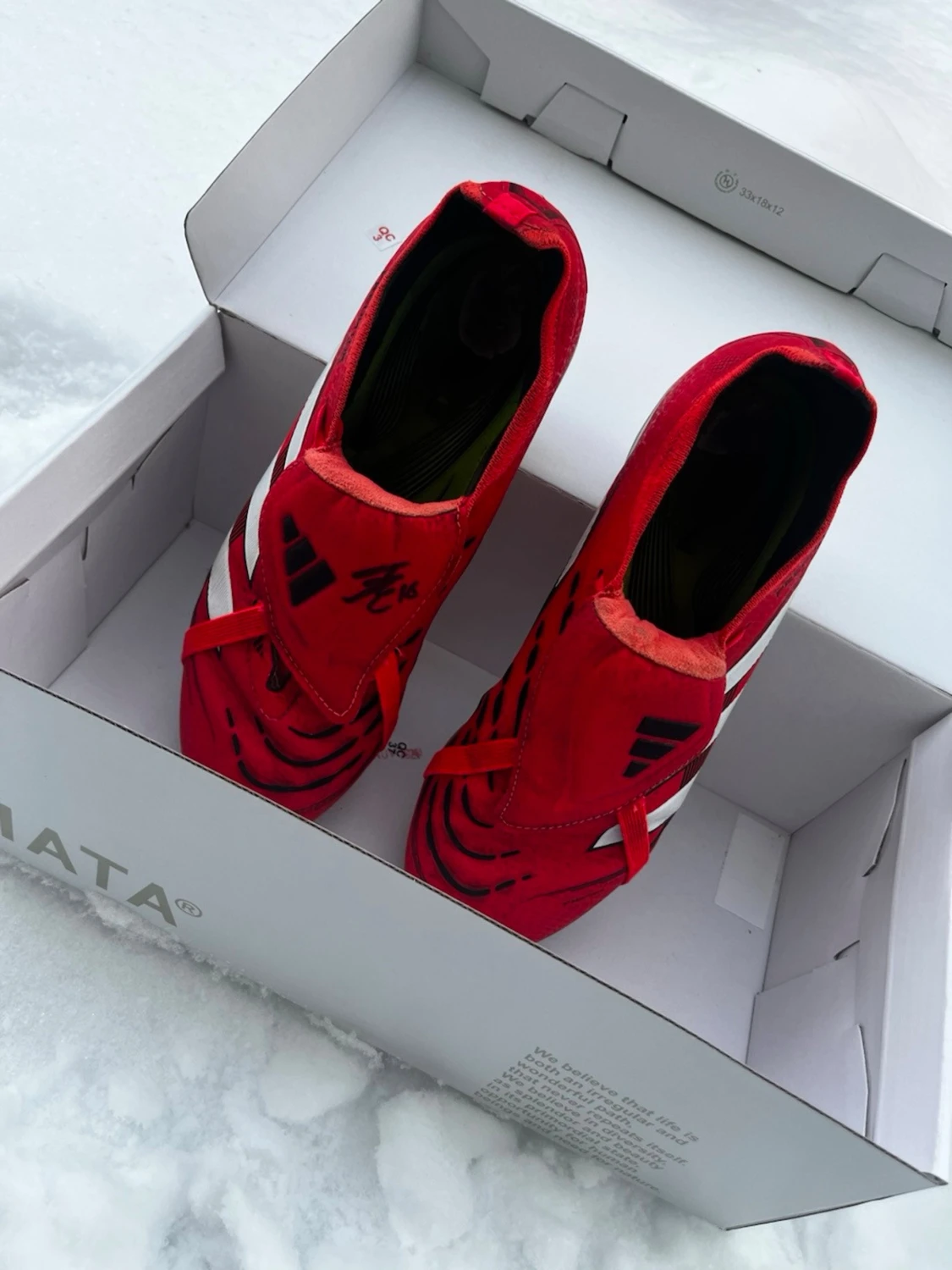Adidas Predator röd/vit fotbollssko för junior - 2