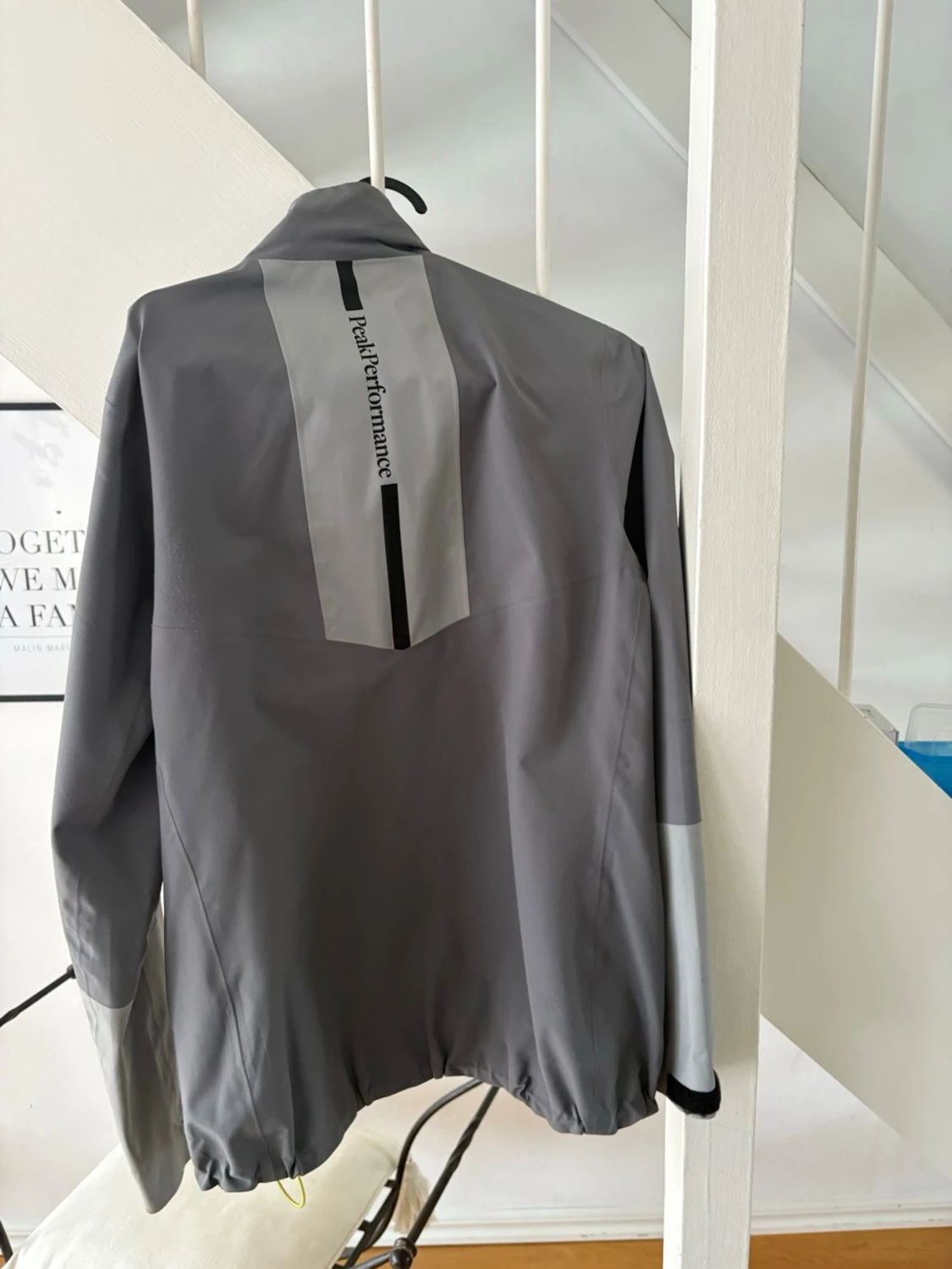 Grå vindjacka Peak Performance HIPE - 2