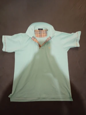 Ljusgrön kortärmad skjorta - Fet skön tröja 👕 