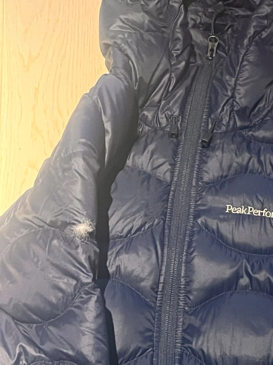 Svart dunjacka från Peak Performance - 3