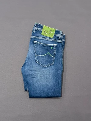Jacob Cohën Jeans - Sitter som storlek 35or, bra skick