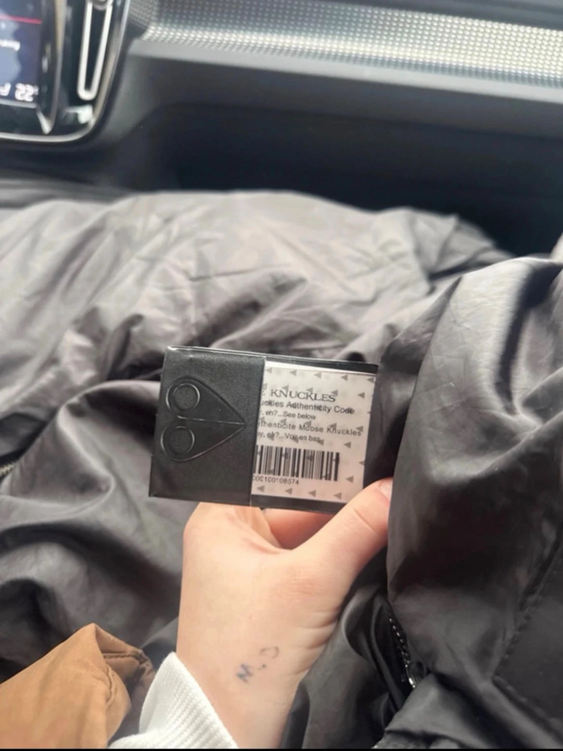 Svart dunjacka från Moose Knuckles - 2