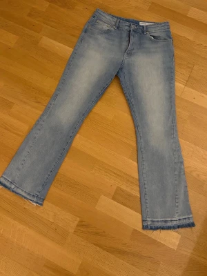 Flared jeans Bershka - Eur 40