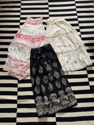 Maxi kjolar - Tre maxikjolar. Knappt använda.