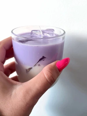 Purple matcha latte doftljus i glas - Ny ej använd handgjord ljus 