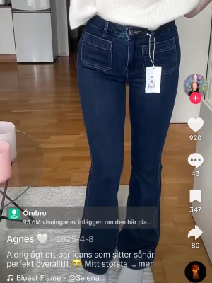 Lindex jeans - SÖKER dessa Lindex jeans i storlekar mellan S-L. SNÄLLLAAAAA hör av er om ni äger dom🙏❤️