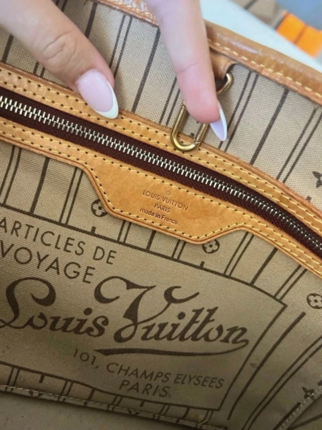 Louis Vuitton Neverfull Monogram - 1