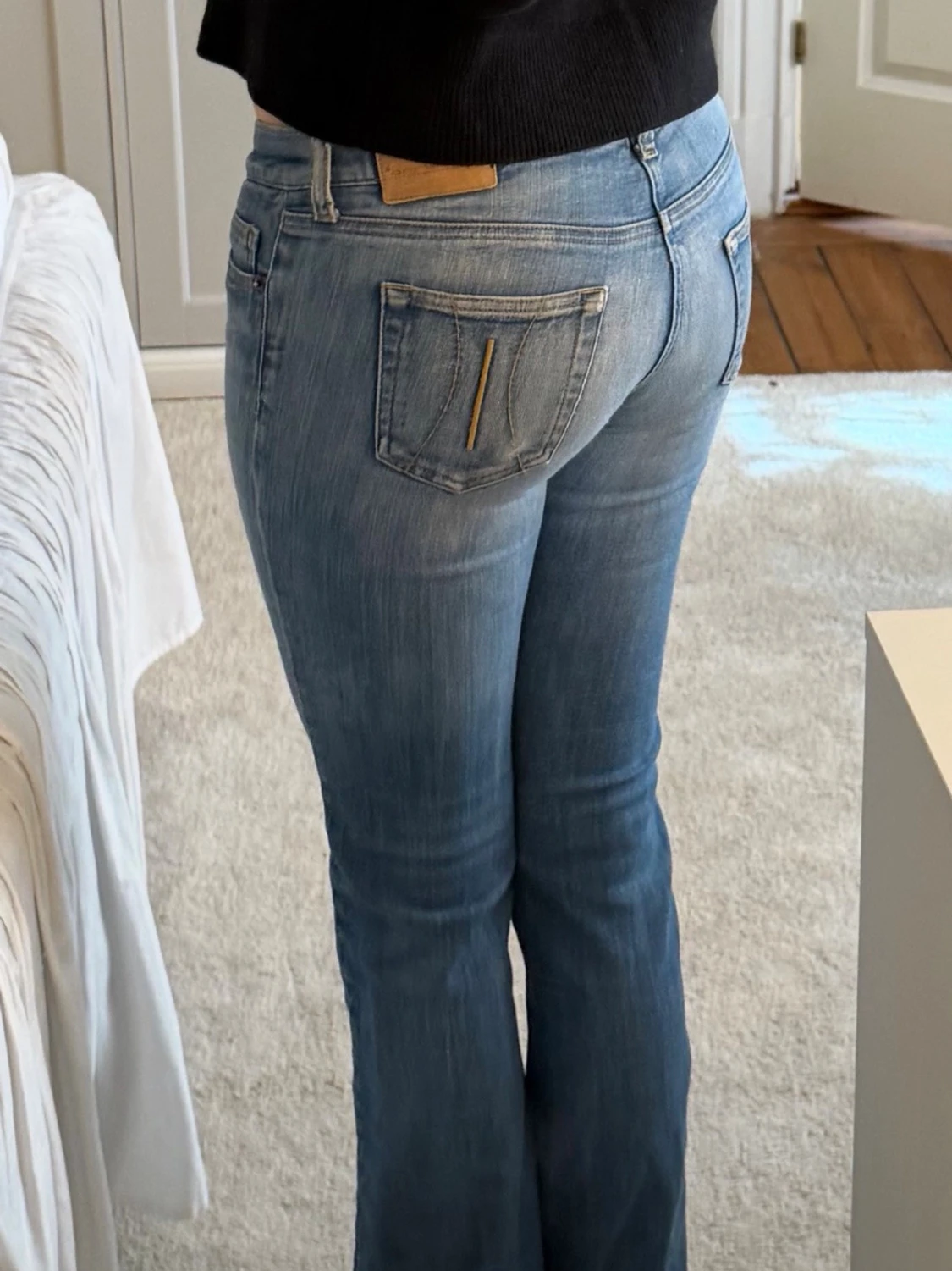 Blå bootcut jeans med låg midja - 2