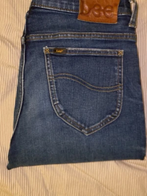 Lee jeans 30x34 - 30 W, 34 L, mycket bra skick, pris kan diskuteras.
