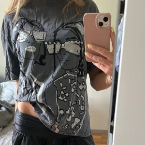 T shirt  - Jättecool tshirt!