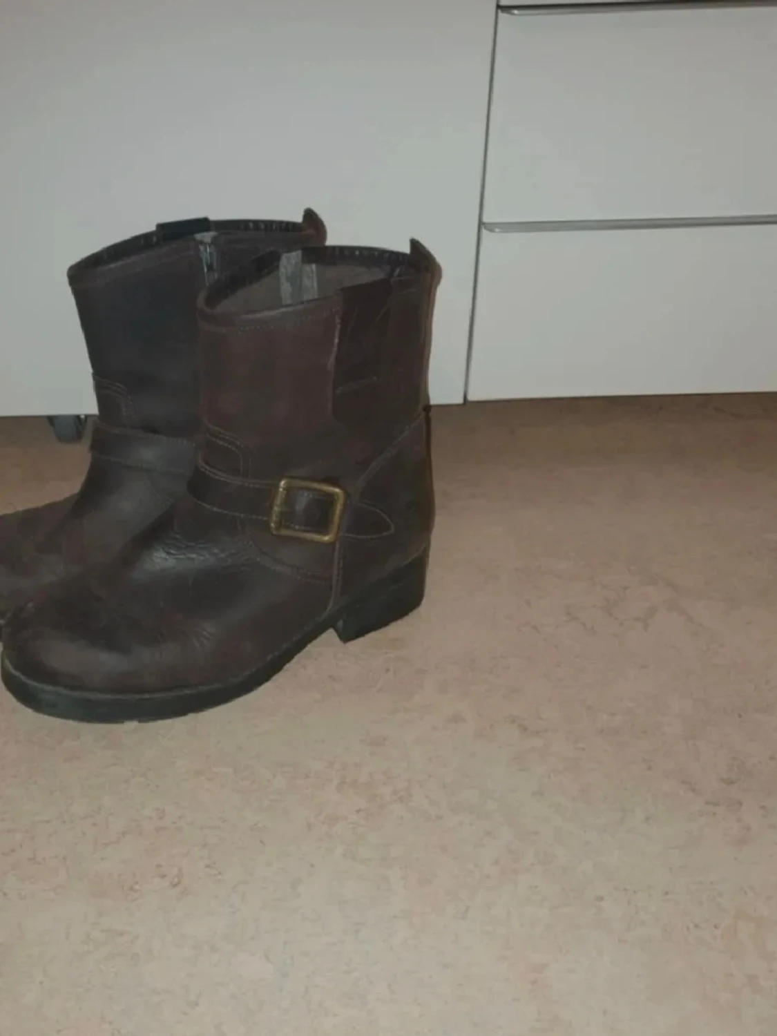 Bruna boots med spänne - 3