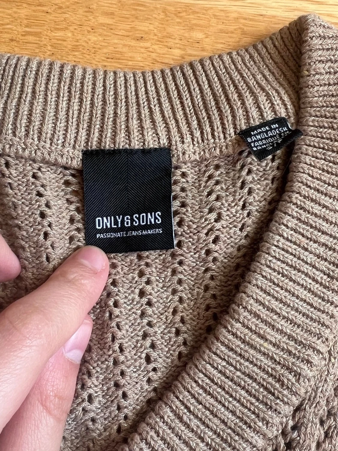 Beige stickad väst från Only & Sons - 1