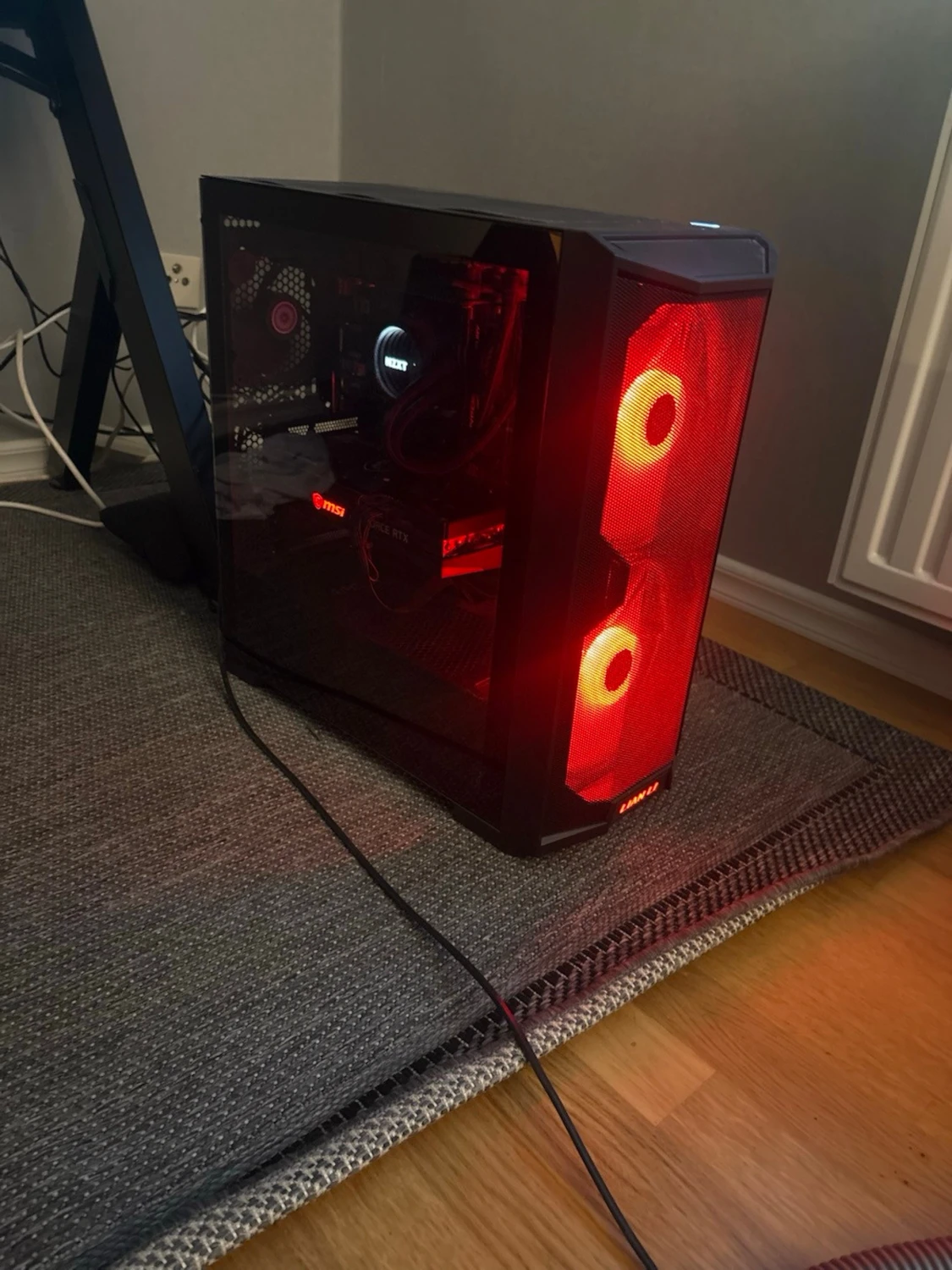 Gaming dator(3060,ryzen 7, NZXT kylare, 16gb ram) - 4