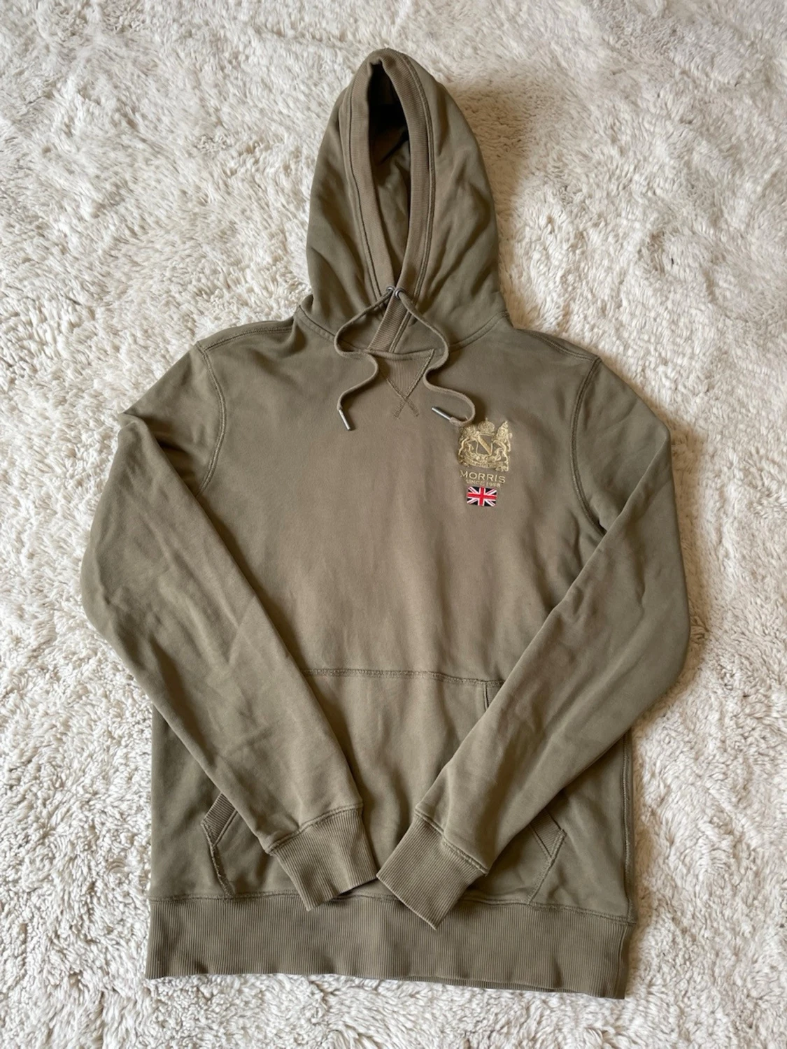 Olivgrön hoodie från Morris