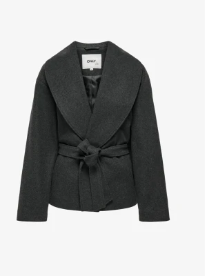 Kappa  - Fin grå kort kappa som är i ett väldigt bra skick 💗