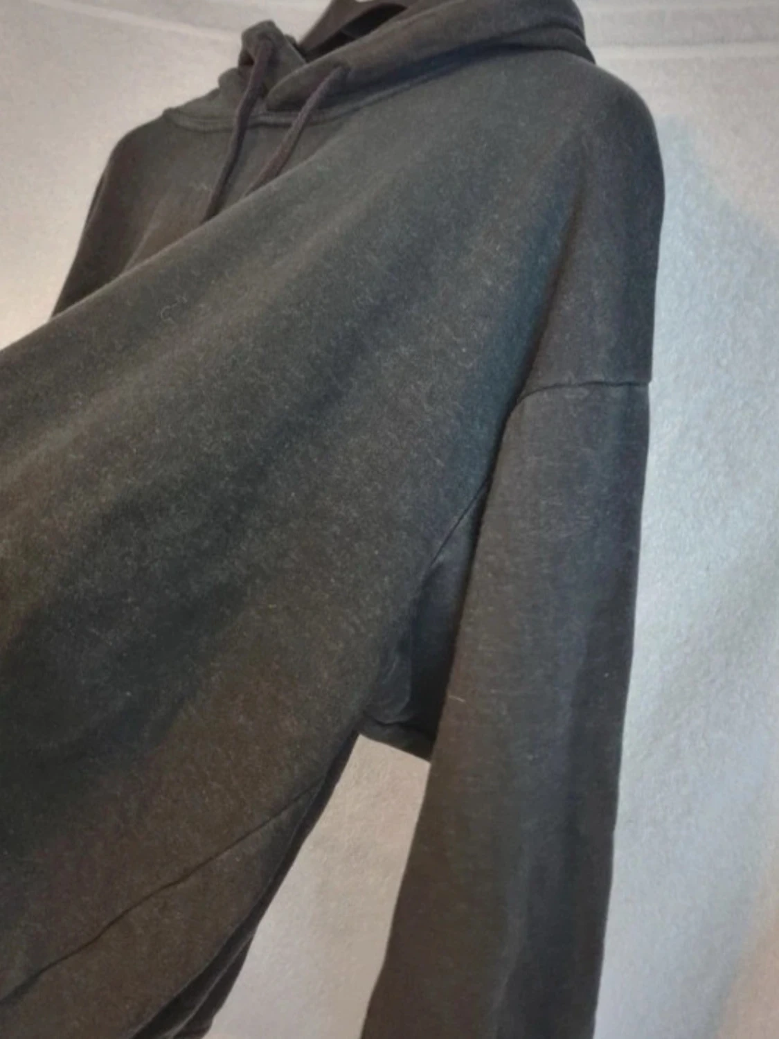 Svart hoodie - 2