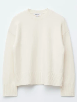 stickad tröja &otherstories - Jättefin krämvit stickad tröja från &otherstories, den är sparsamt använd och i fint skick. Storlek S