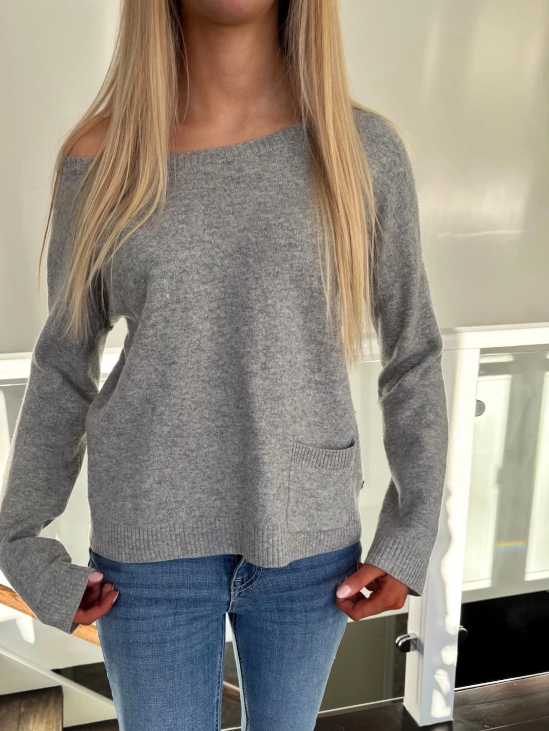 Stickad kaschmir och ulltröja - 1