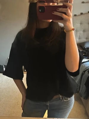 Svart stickad tröja - Stickad trekvartströja💞