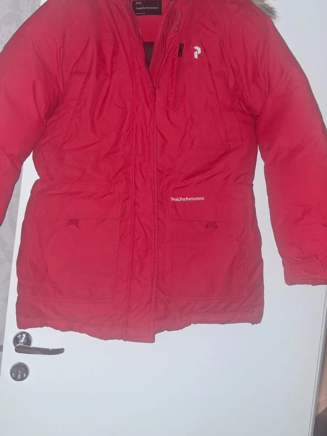Röd Peak Performance parkajacka L