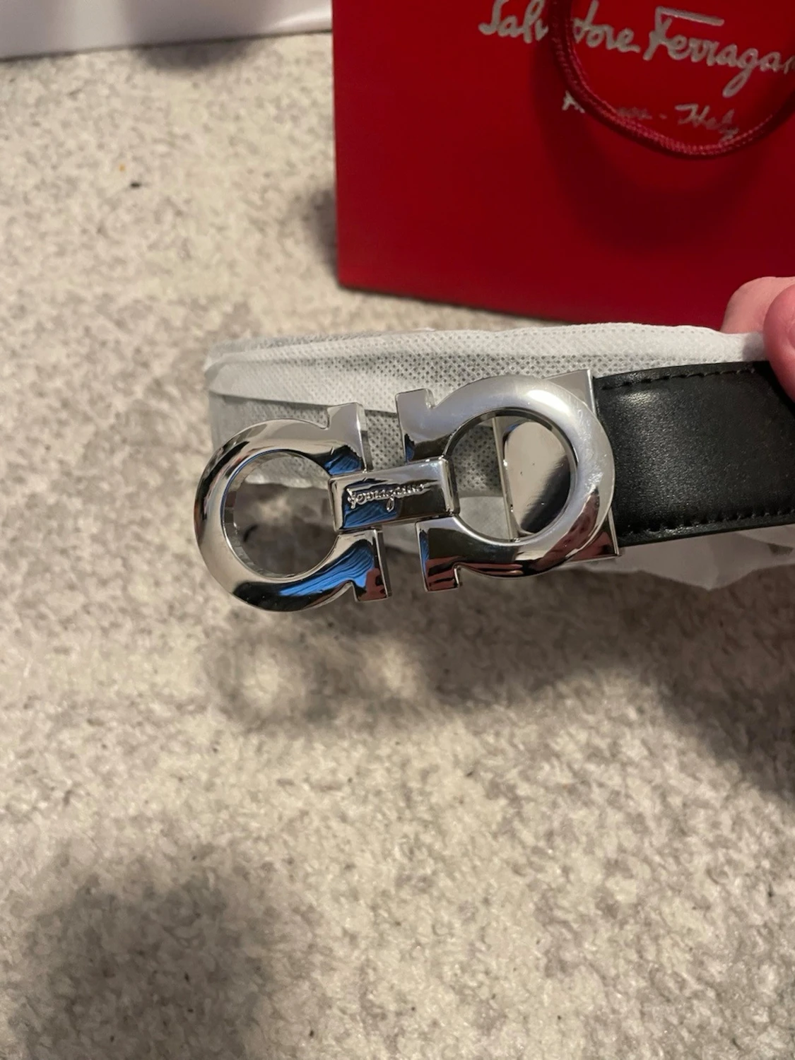 Svart skinnbälte från Salvatore Ferragamo - 1