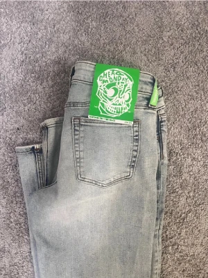 cheap monday jeans  - säljer ett par ljusblåa cheap monday jeans då de ej passar och är för långa för mig, som referens är jag 156 💕