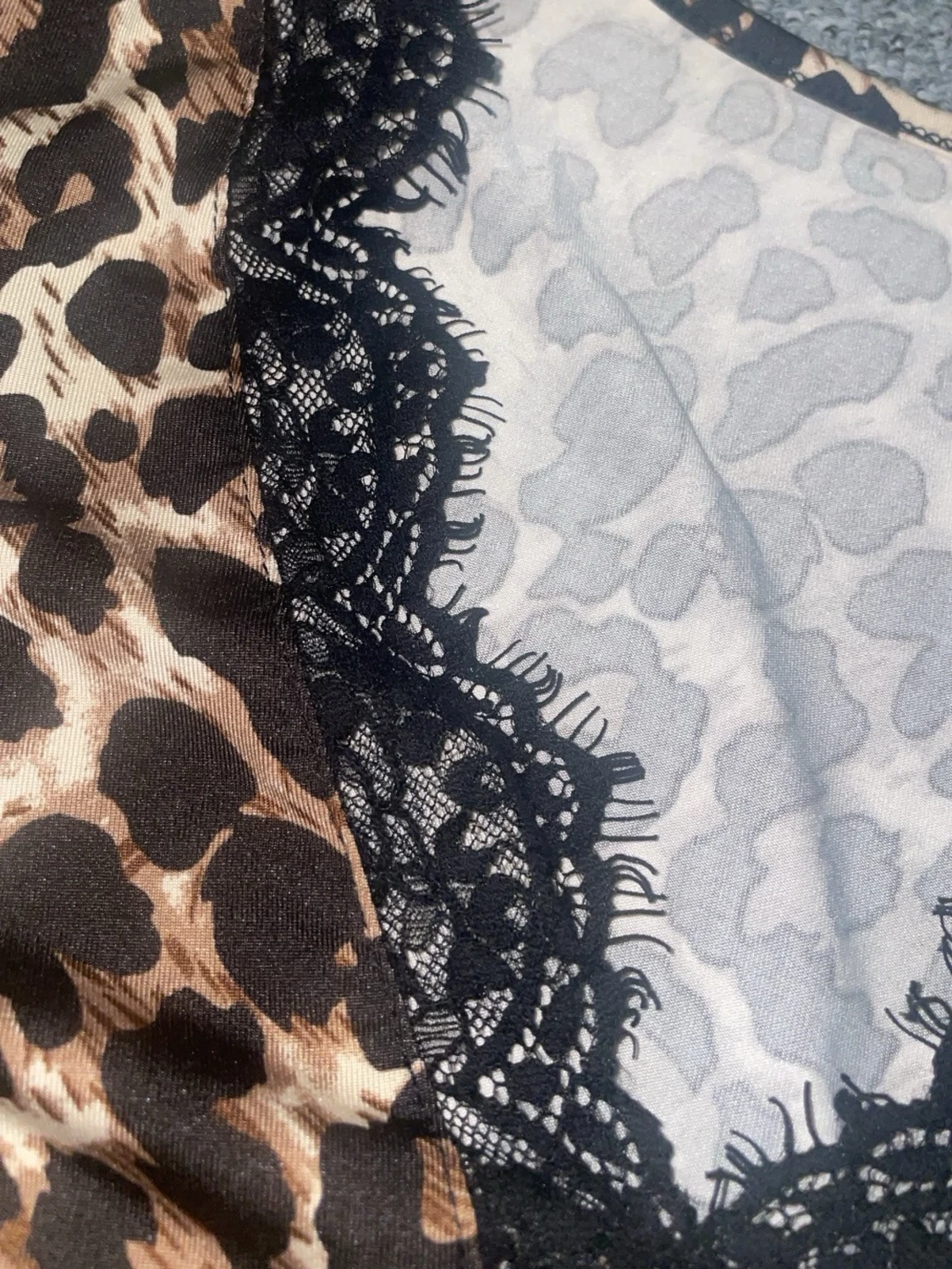 långärmad topp med leopardmönster - 4