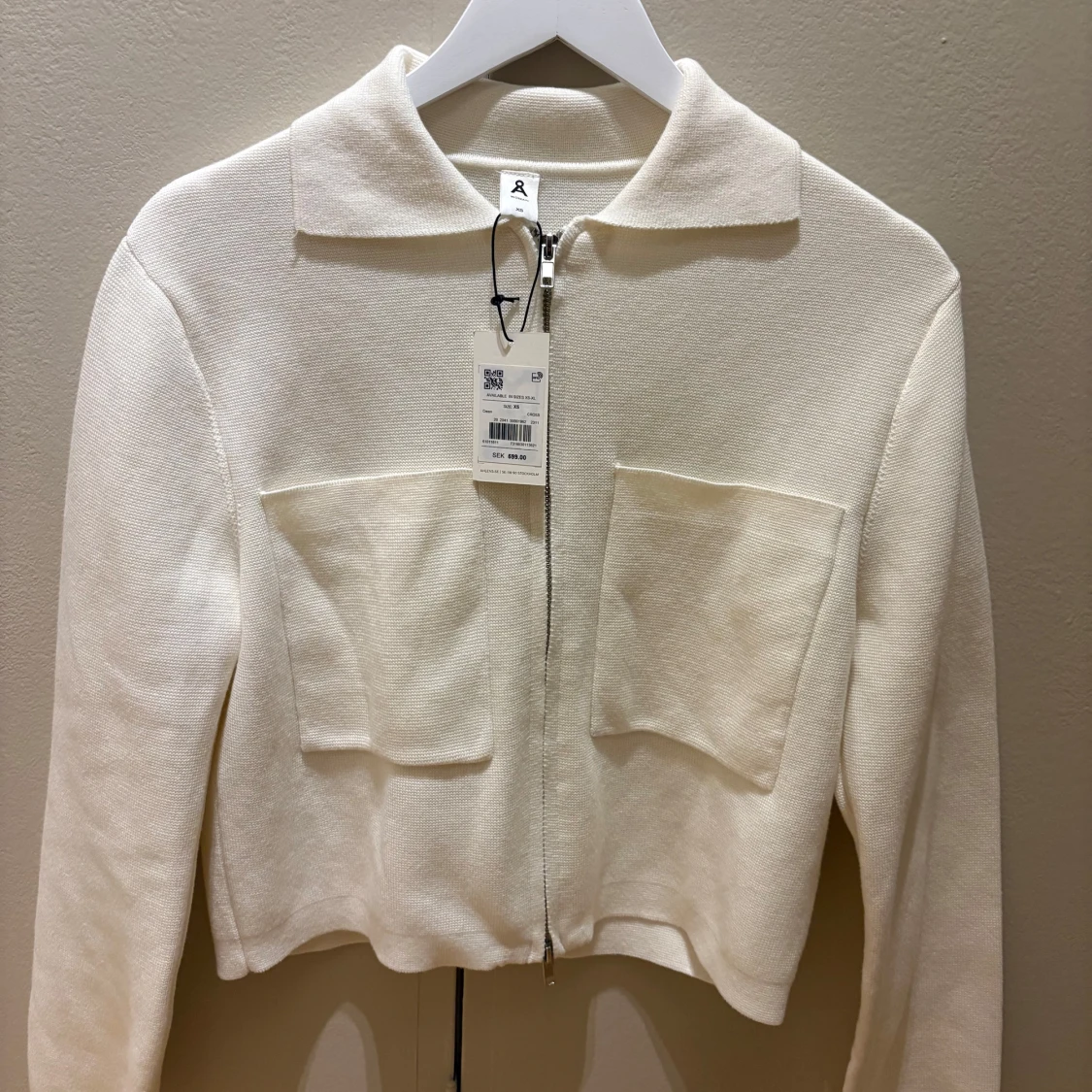 Vit stickad kofta med dragkedja - 1