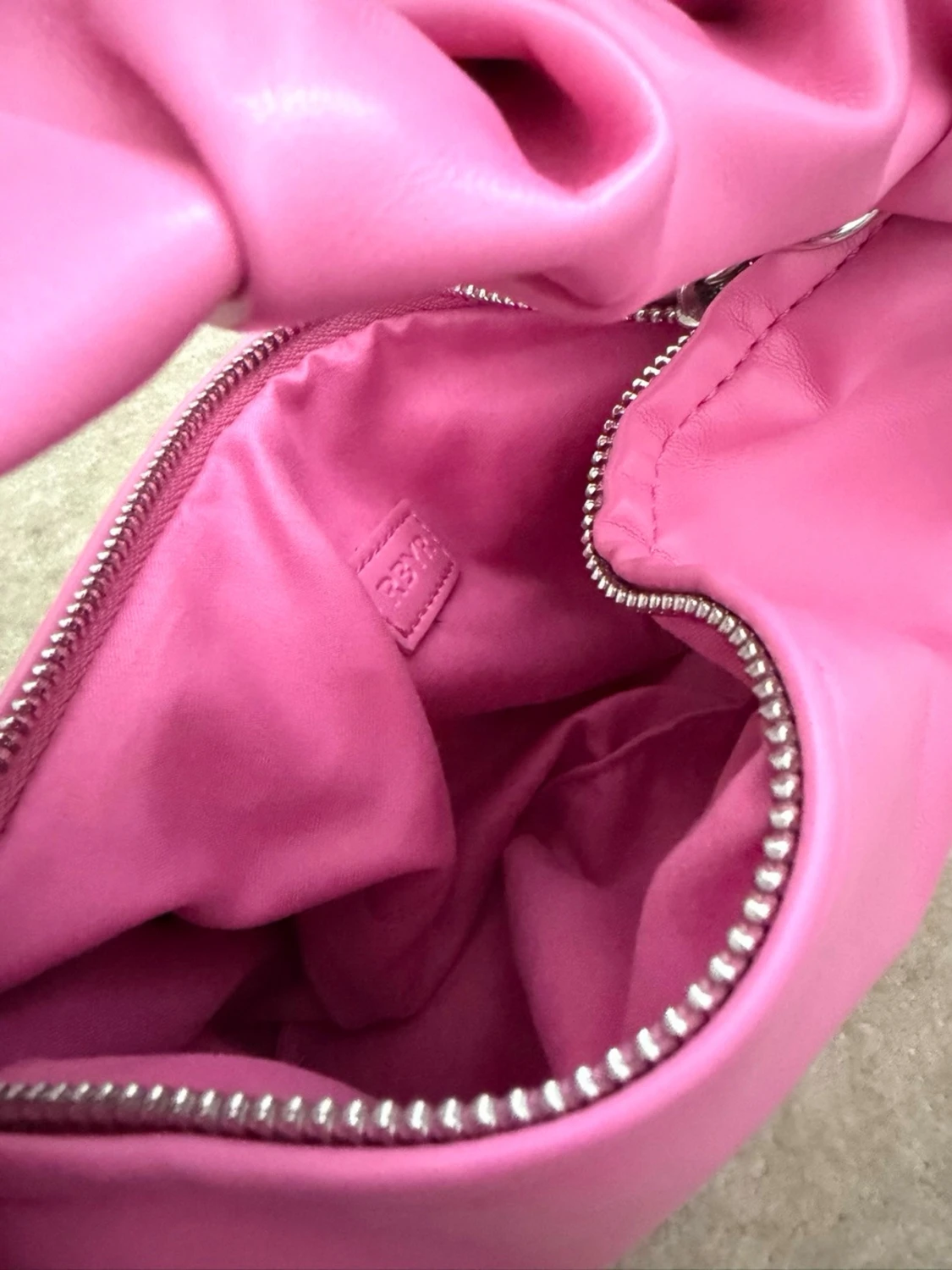 Rosa axelväska från RBYR - 2